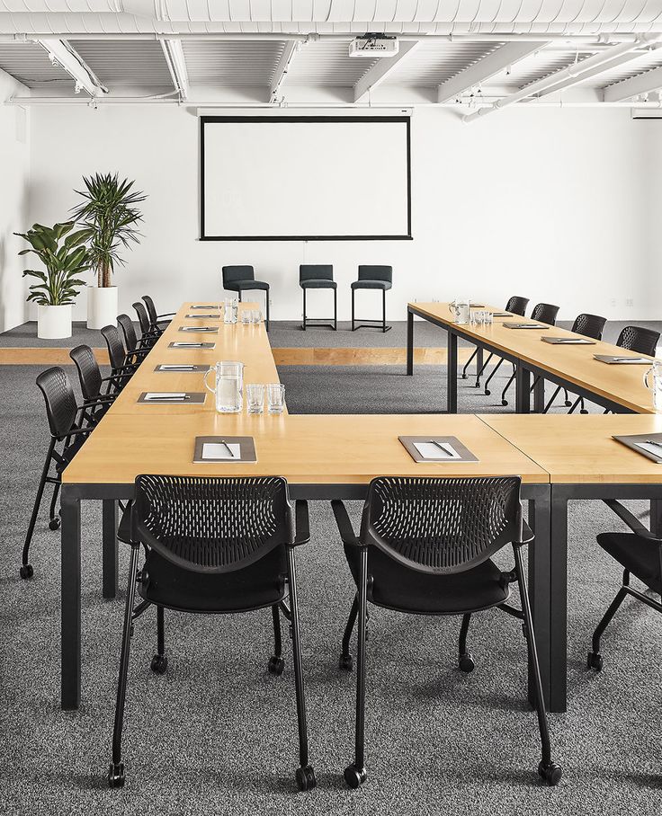 Table de Réunion Modulaire - Polyvalente F1035